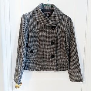 SOLD - Banana Republic houndstooth coat